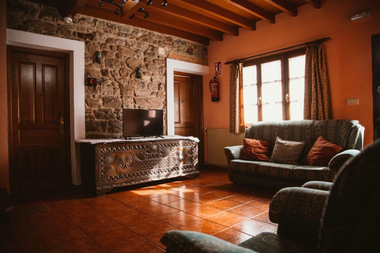 Carquera Casa A 8 Km De Nava Villa Bagian luar foto